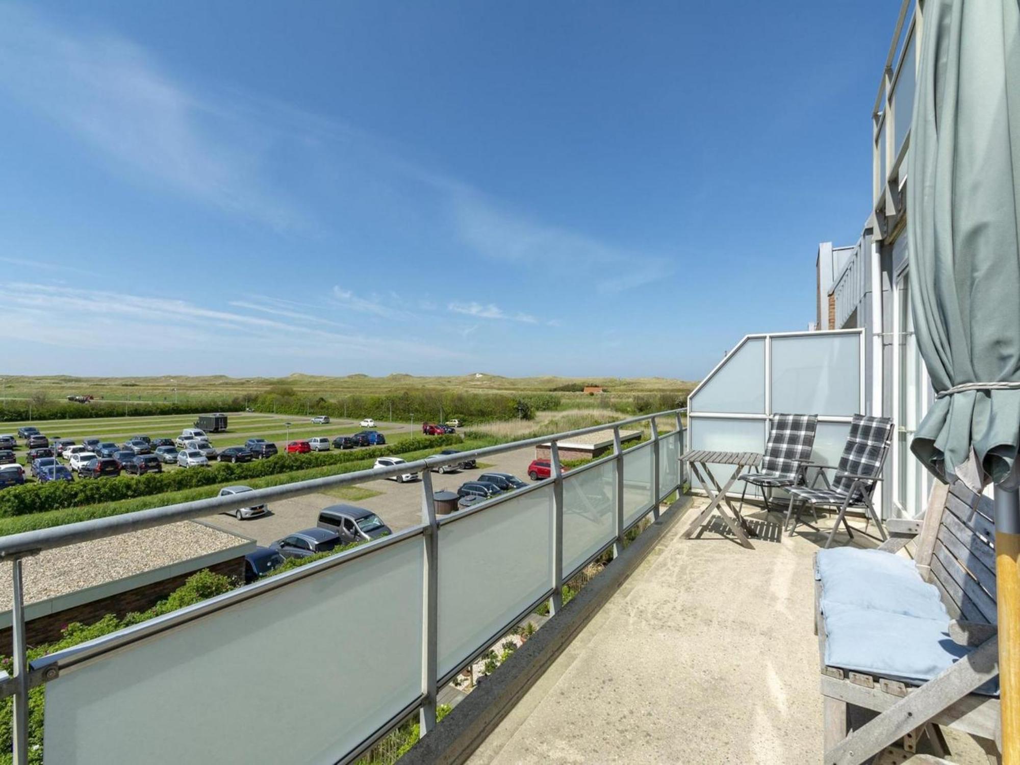 Alluring Coastal Apartment Callantsoog Bagian luar foto