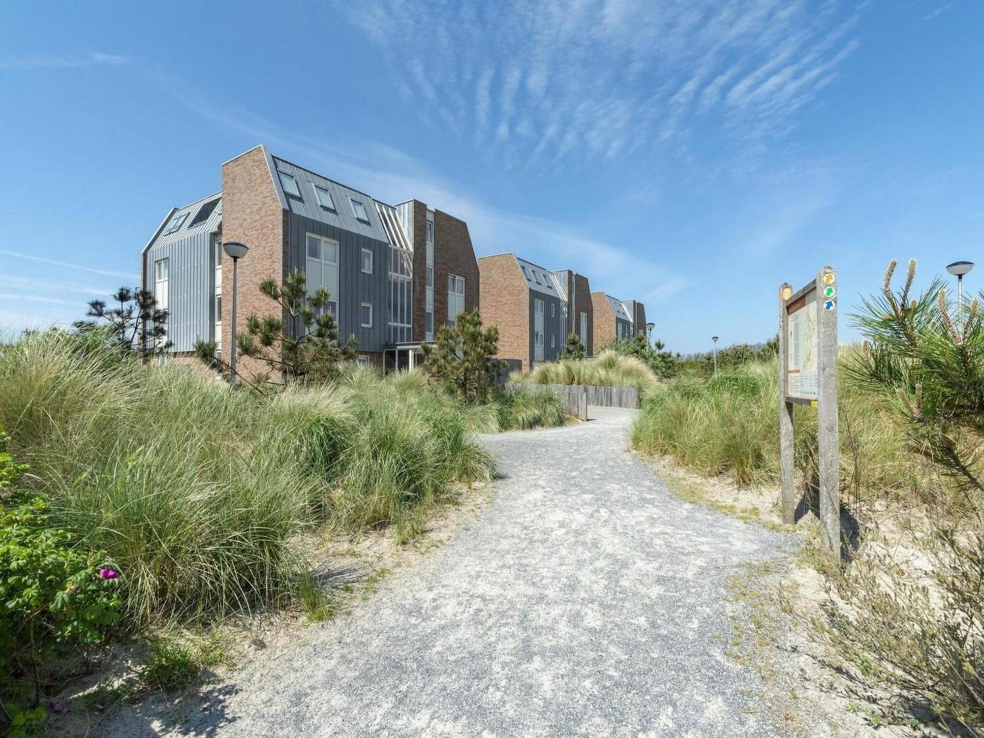 Alluring Coastal Apartment Callantsoog Bagian luar foto