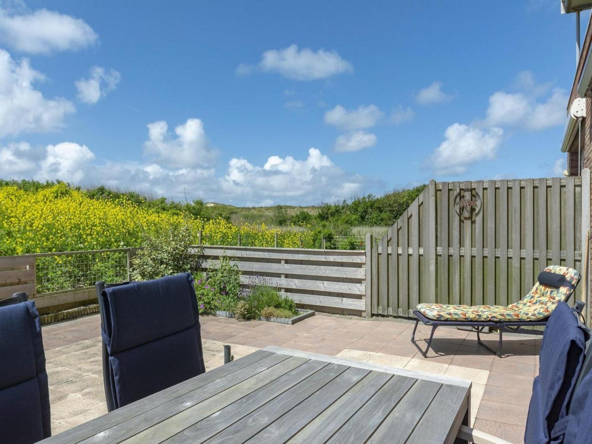 Alluring Coastal Apartment Callantsoog Bagian luar foto