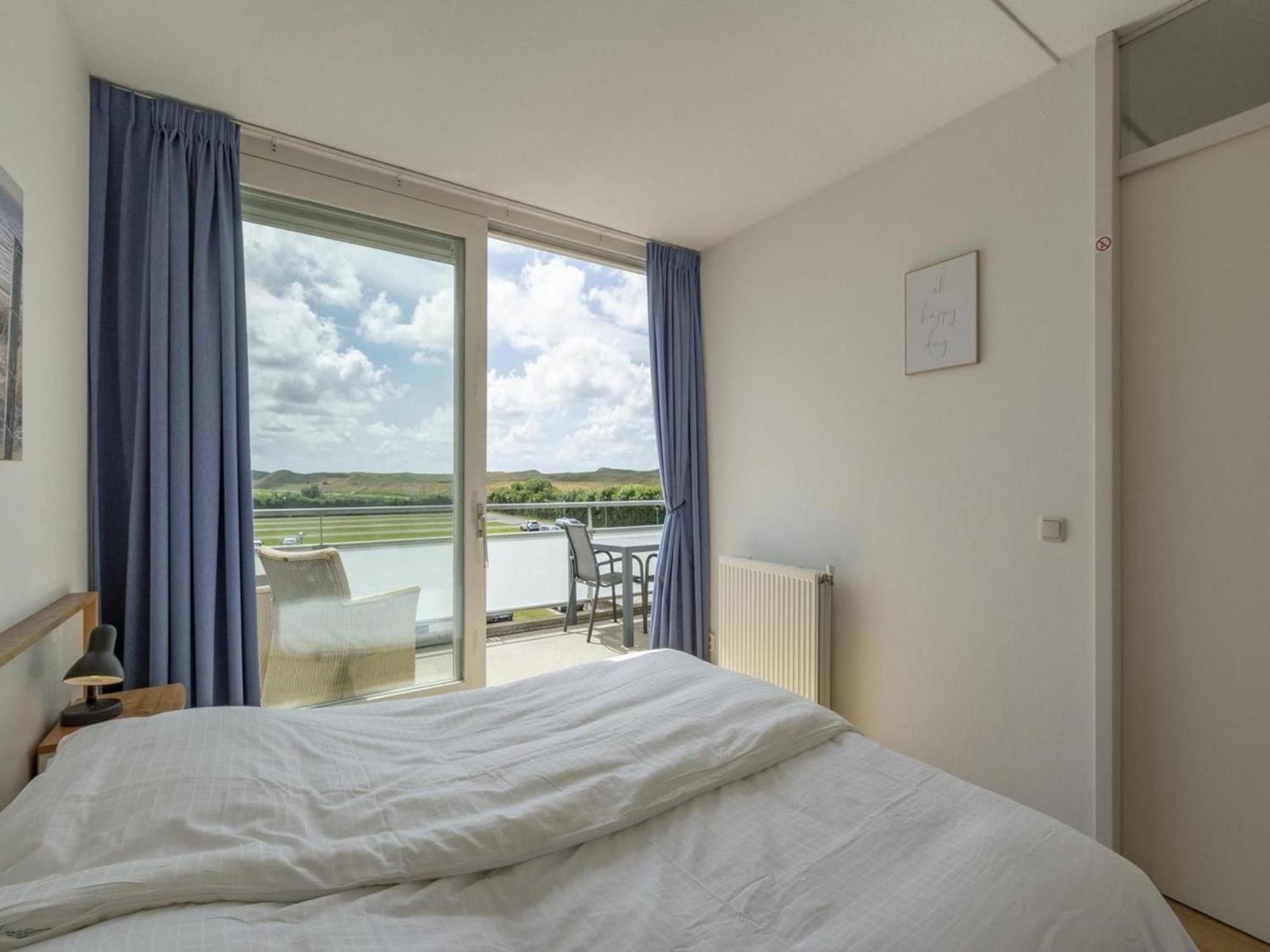 Alluring Coastal Apartment Callantsoog Bagian luar foto