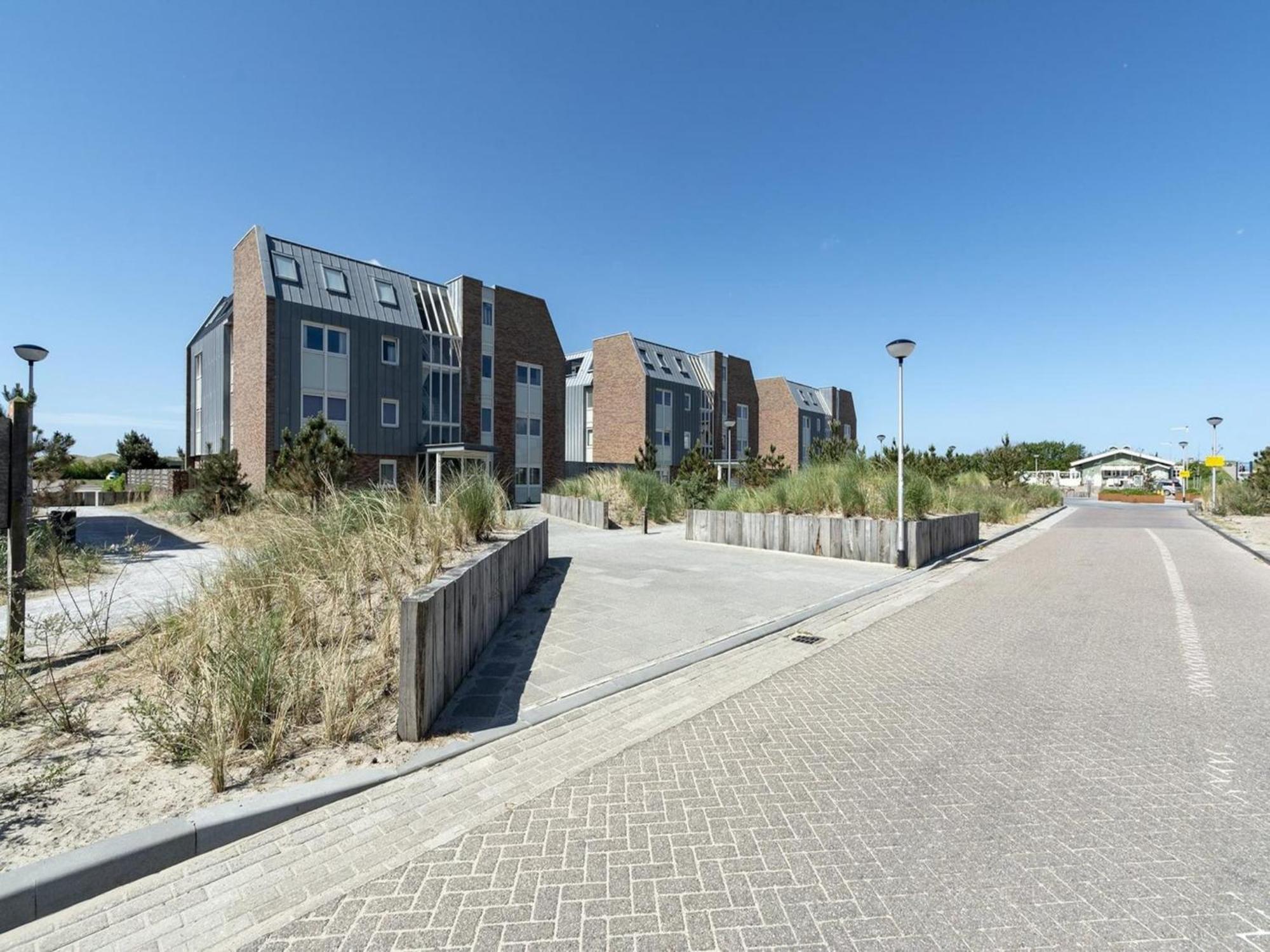 Alluring Coastal Apartment Callantsoog Bagian luar foto